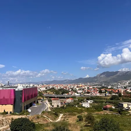 Deliri With Private Parking Apartment Split